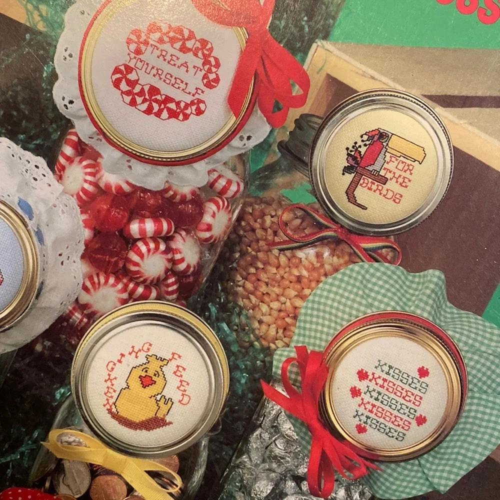 Vintage Leisure Arts Jar Lid Counted Cross Stitch Booklet 11 Designs Cottagecore